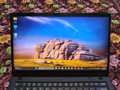 Lenovo Thinkpad X1 Carbon G6 Core i7 8th Generation