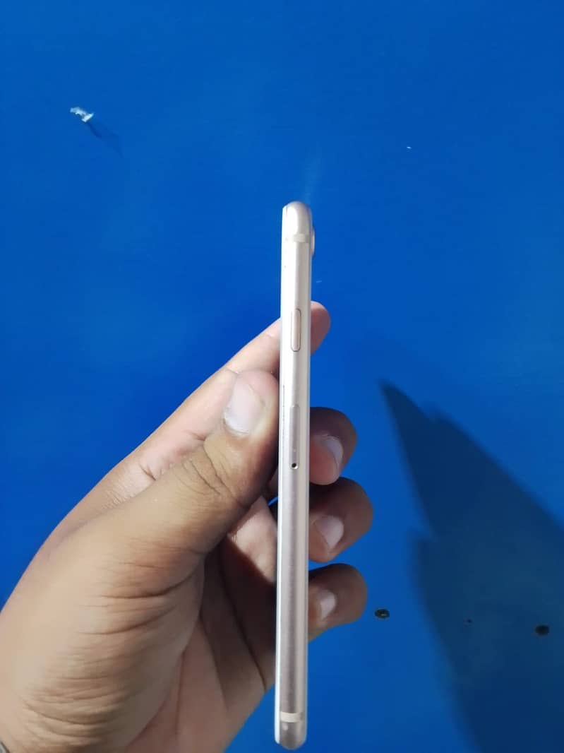 Apple iPhone 8 2