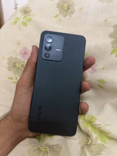 Vivo V23