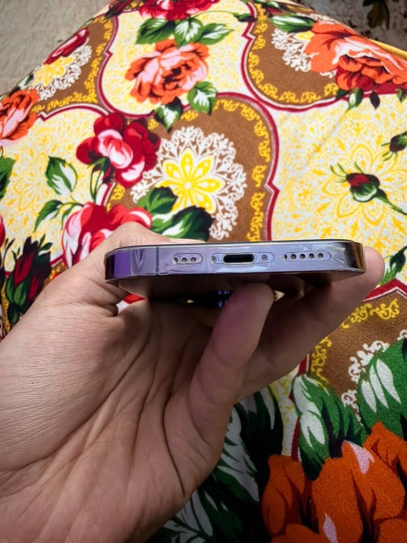 Apple iPhone 14 Pro 3