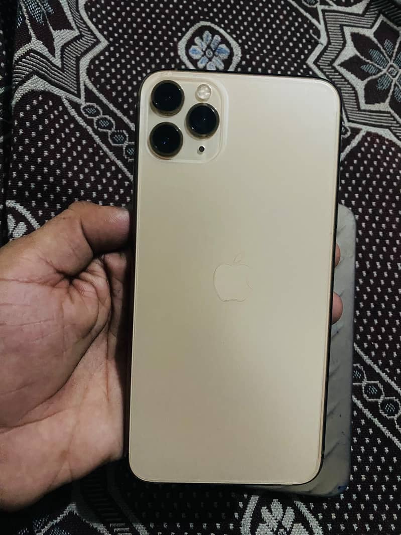 Apple iPhone 11 Pro Max 0
