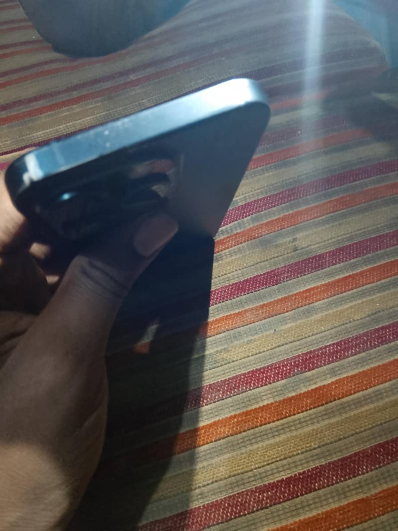 Apple iPhone 15 Pro 5