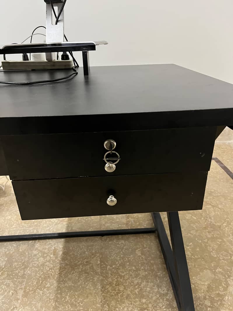 Large 57" Custom Gaming/Computer/Study/Work Desk with Drawers & Stand 3
