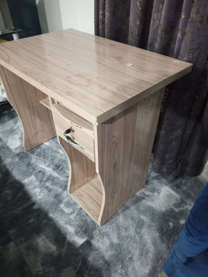 Study Table Computer Table 0