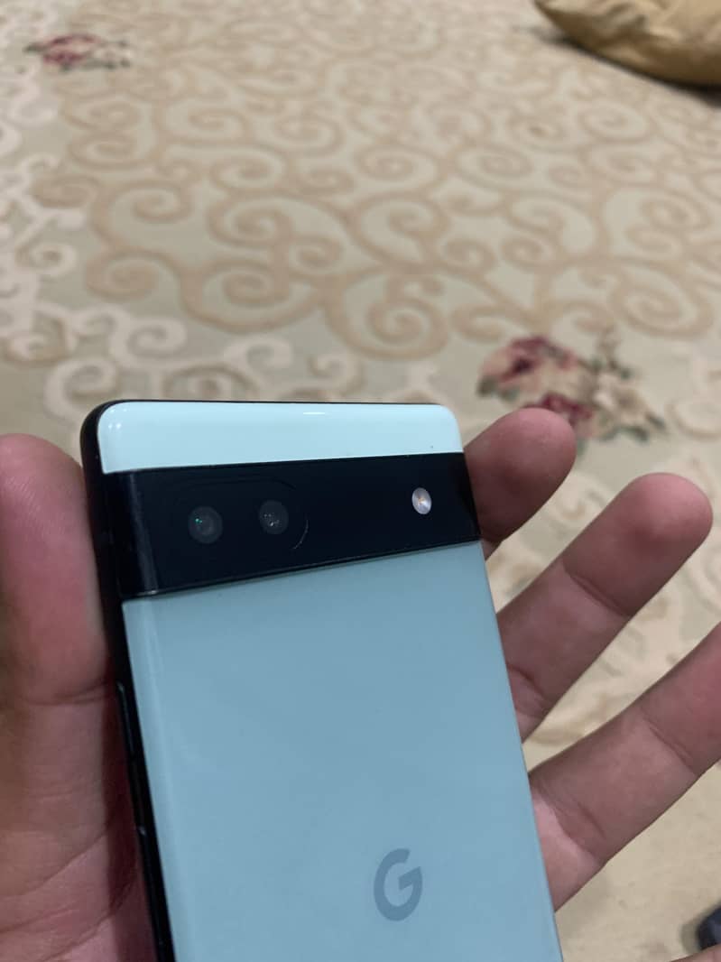 Google Pixel 6a 1