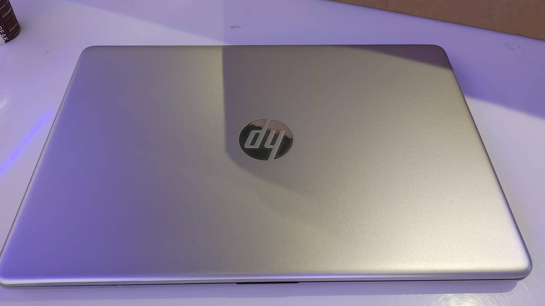 HP notebook 15s 1