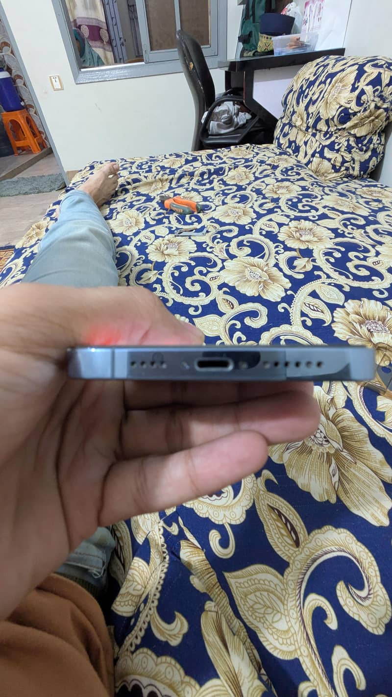 Apple iPhone 13 Pro Max 3