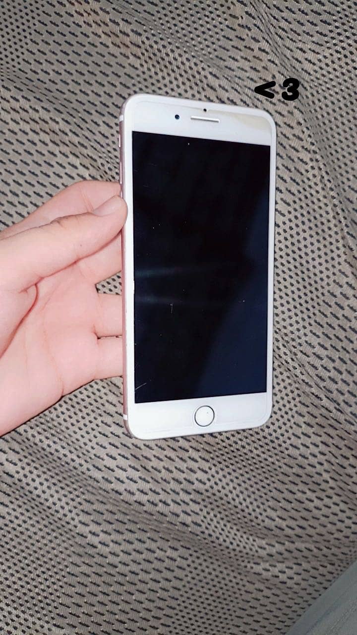Apple iPhone 7 Plus 1