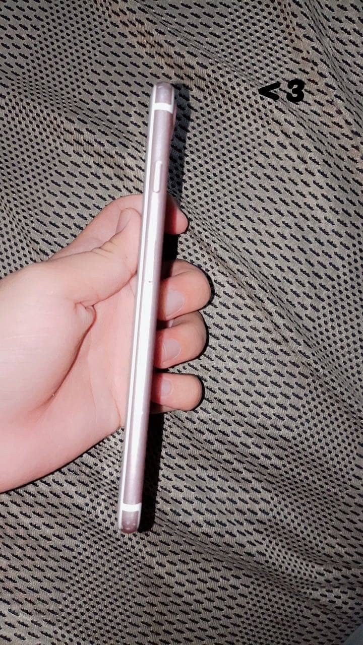 Apple iPhone 7 Plus 4