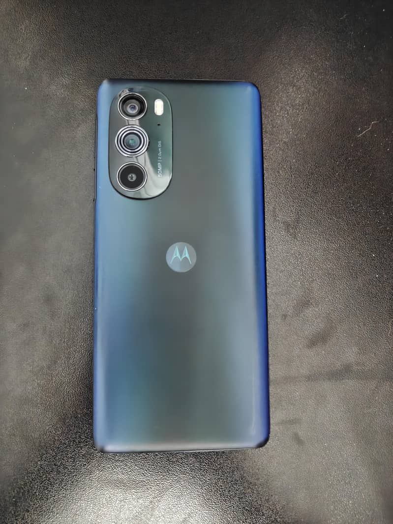 Motorola Edge 30 Pro - Mobile Phones - 1120173706