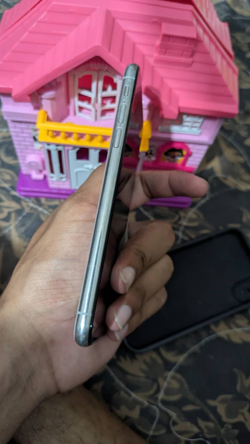 Apple iPhone X 1
