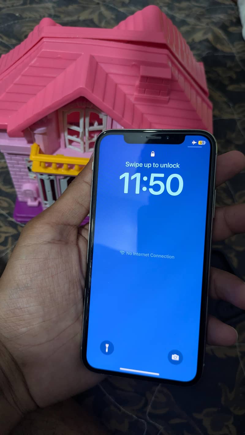 Apple iPhone X 3