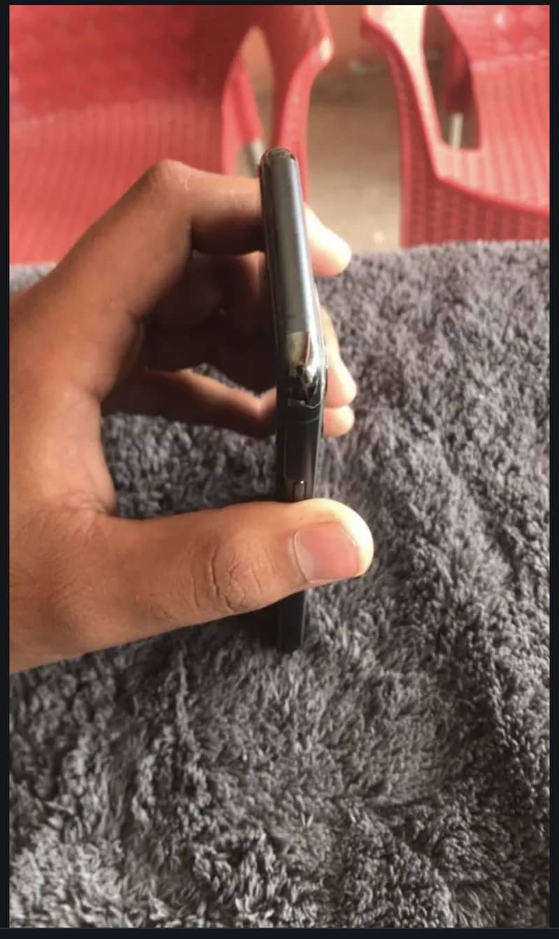 Apple iPhone 11 Pro 3