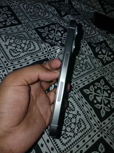 Apple iPhone 15 Pro jv