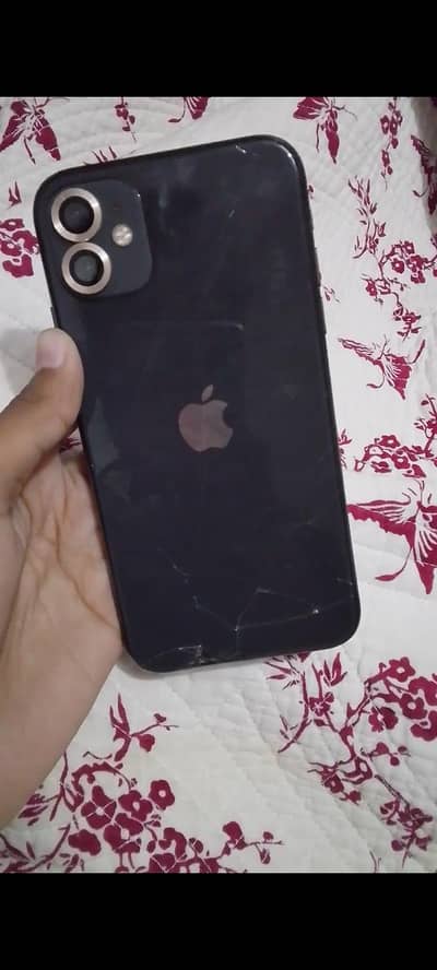 iPhone 11 64GB bypass back glass cracked