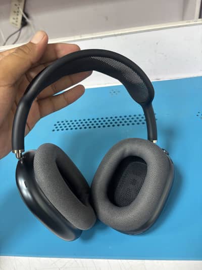 AirPods Max (USB-C)