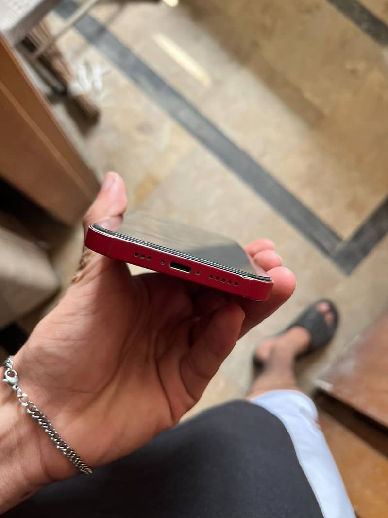 Apple iPhone 13 Pro 0