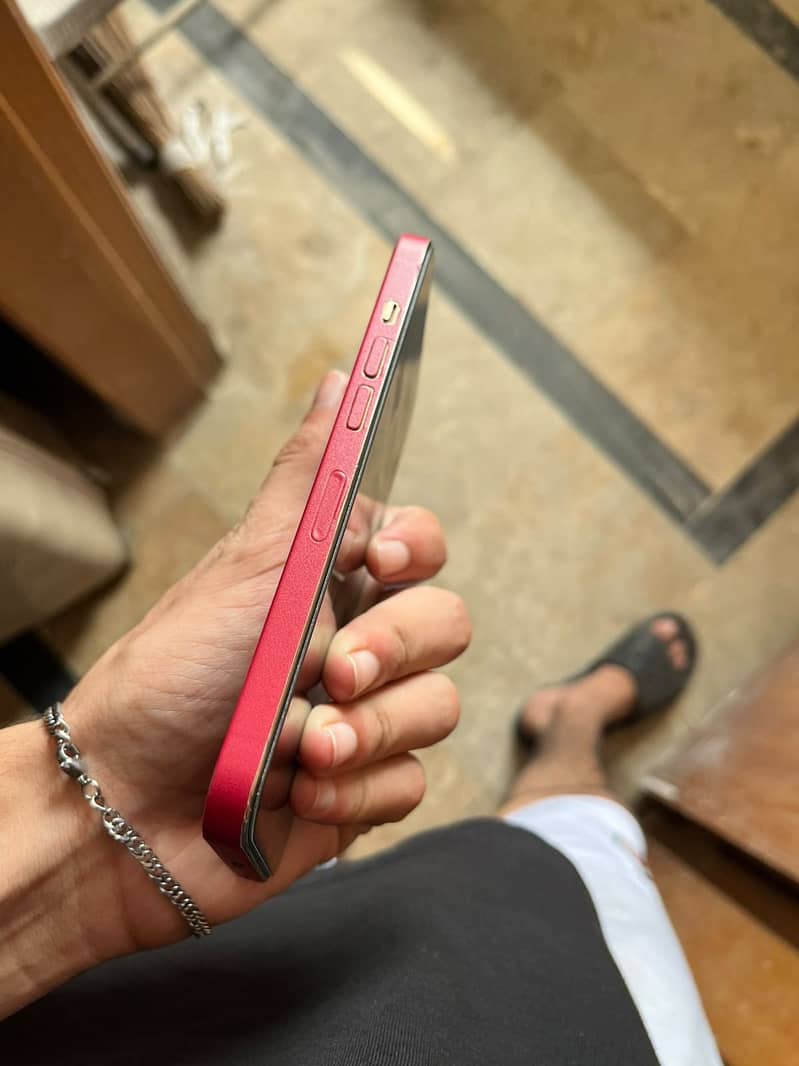 Apple iPhone 13 Pro 3