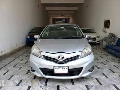 Toyota Vitz 2013