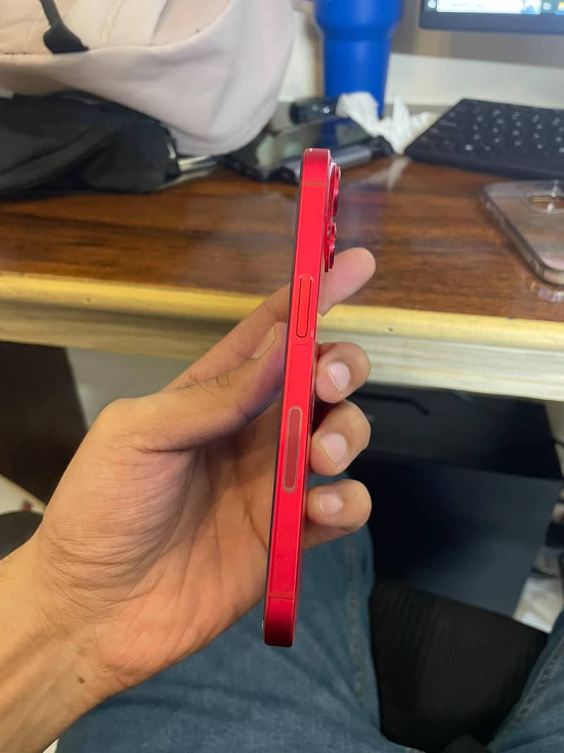 Apple iPhone 14 7