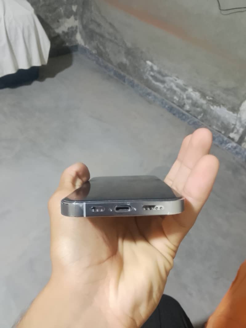 Apple iPhone 14 Pro 3