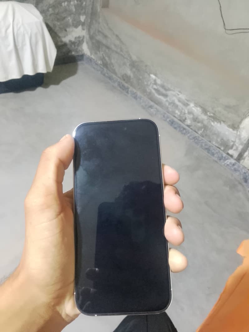 Apple iPhone 14 Pro 4