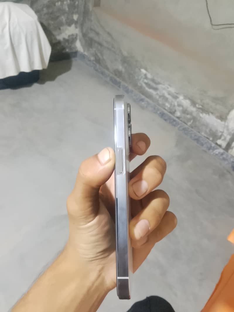 Apple iPhone 14 Pro 5