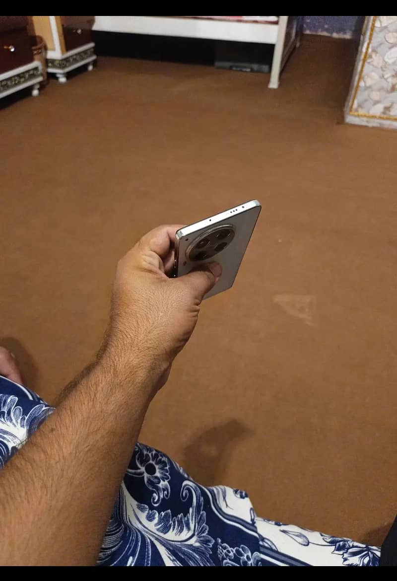 Tecno CAMON 30 0