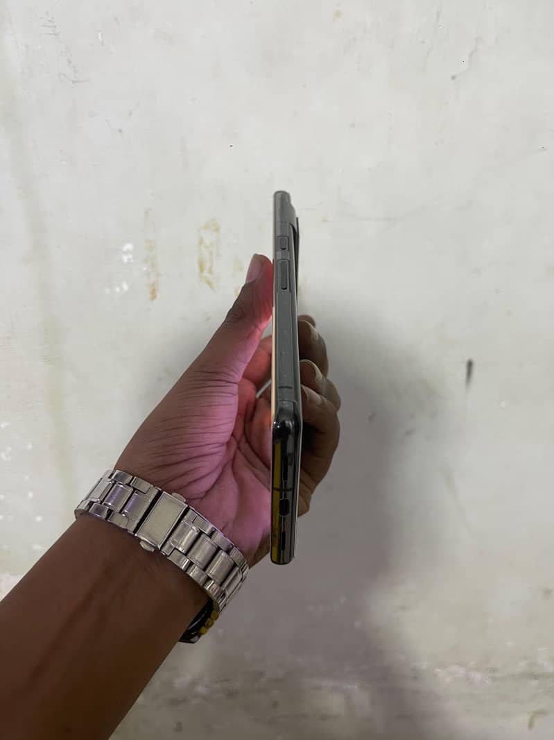 Google Pixel 7 Pro 4