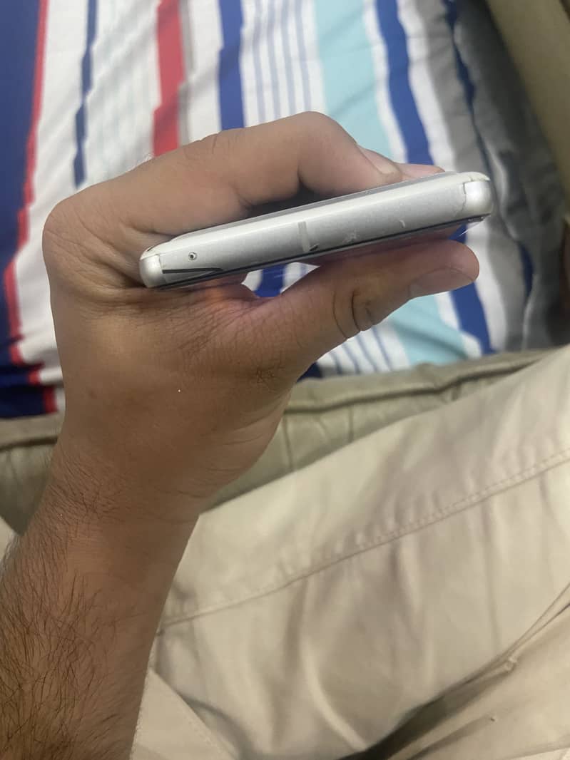 Google Pixel 7 3