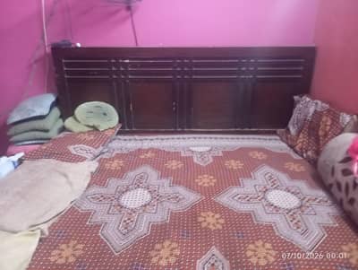 lasani wood king size bed
