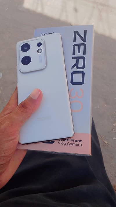 Infinix Zero 30