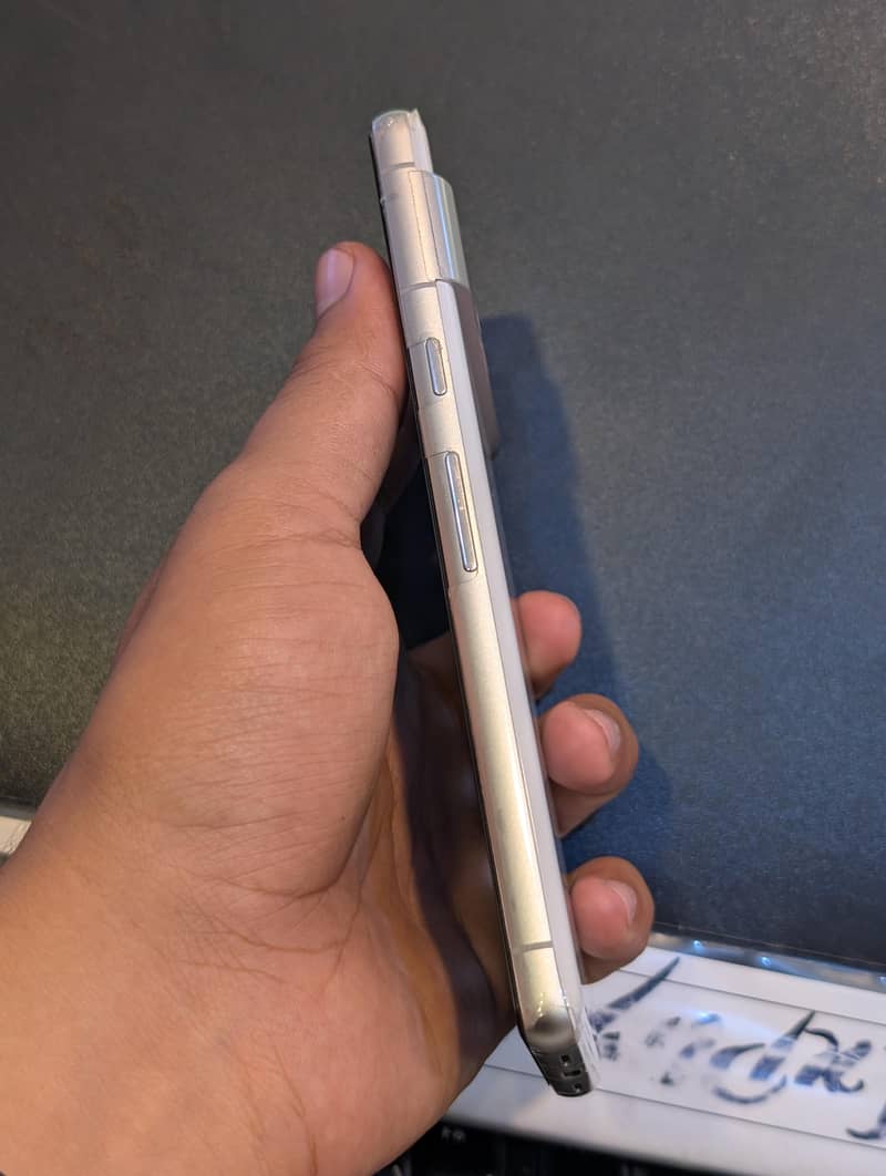 Google Pixel 7 3