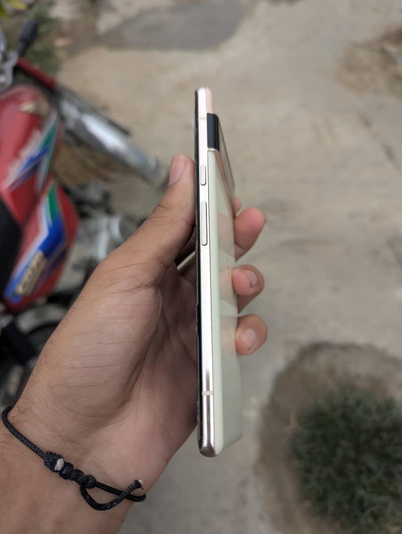 Google Pixel 6 Pro 3