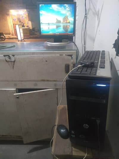 Nicomputer LCD or keyboard mous 03257932235