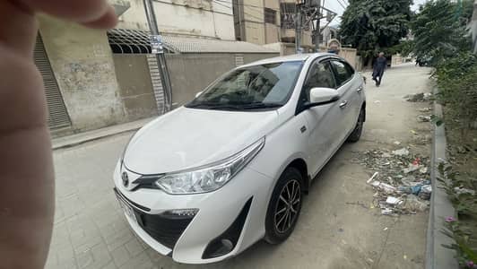 Toyota Yaris Ativ x 1.5 (2022 model)