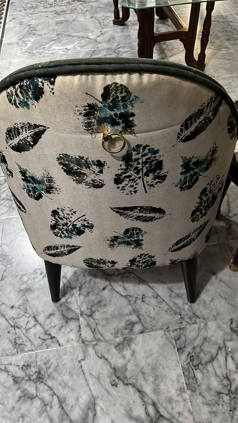 Sofa chairs 0