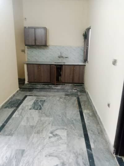 4marla first floor house avaible for rent with all facilites