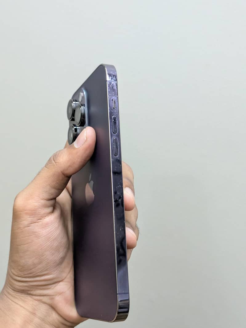 Apple iPhone 14 Pro Max 4