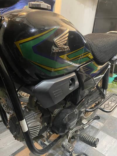 Honda sperial 150 motorbike