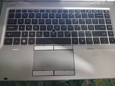Elitebook 8460 pro I5 2nd generation 120 ssd installed
