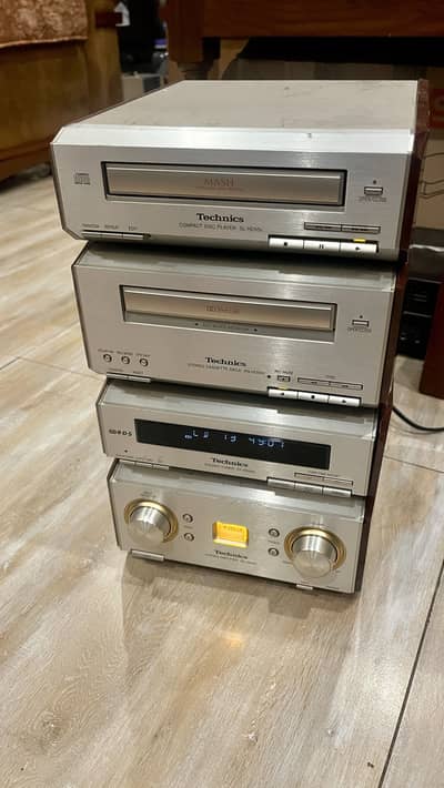 Technics SC-HD550 Component Hi-Fi Stereo System