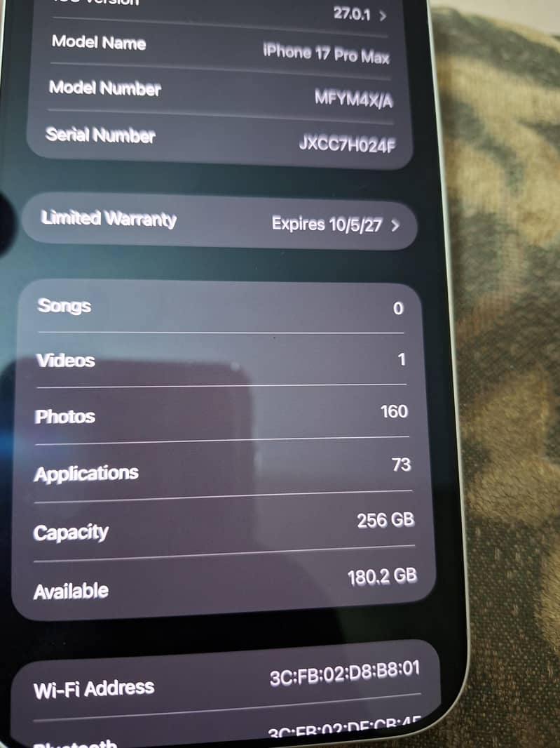 Apple iPhone 17 Pro Max 0
