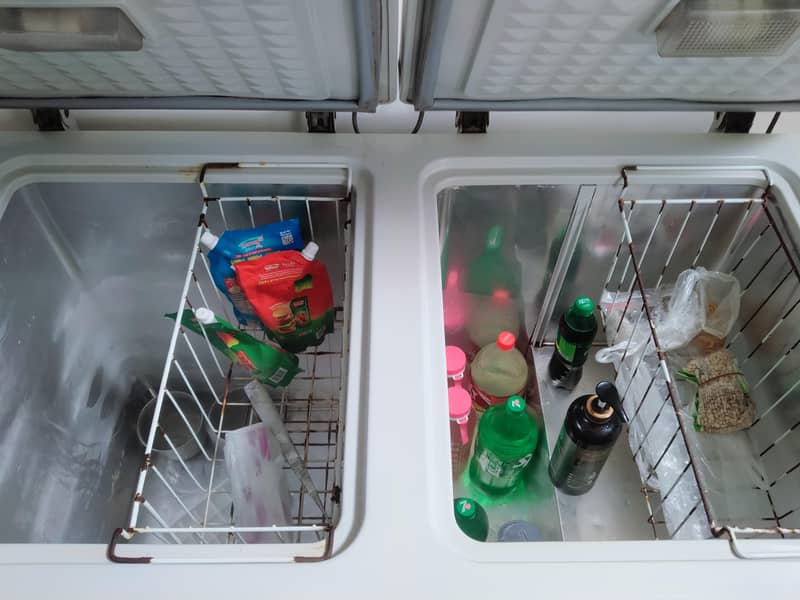 Dawlance Two Door Deep Freezer 3