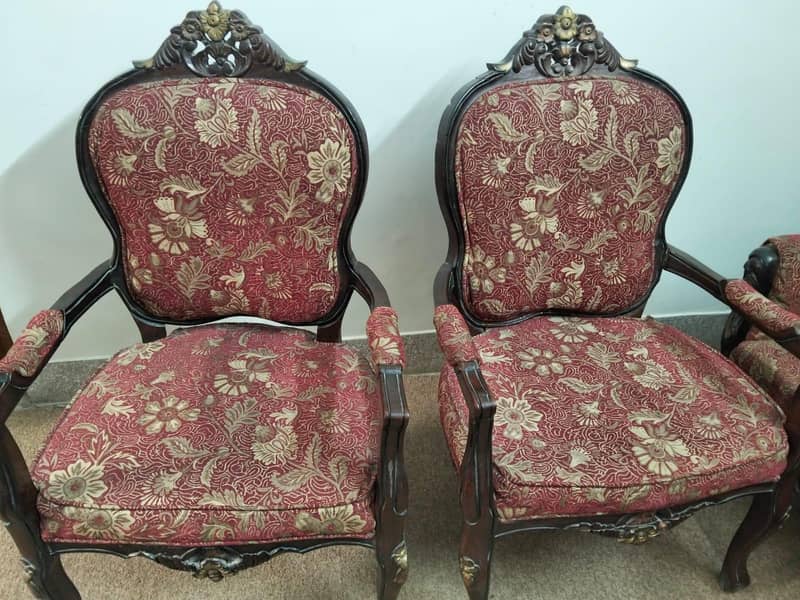 chairs . sofa set 0