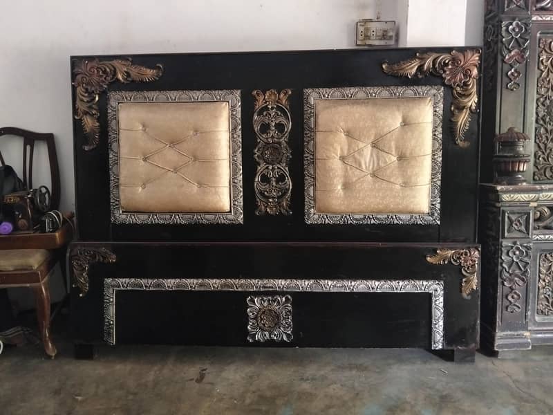 Bed Dressing table 0