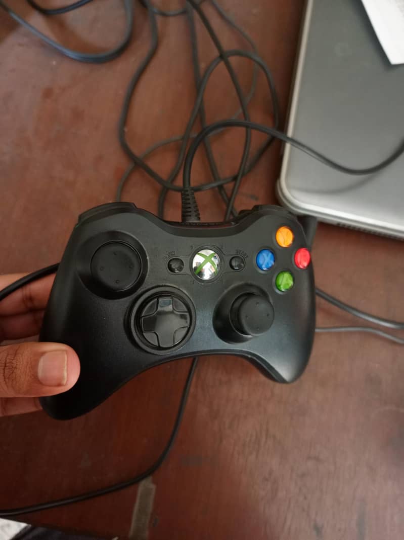 Xbox 360 original wired control 1