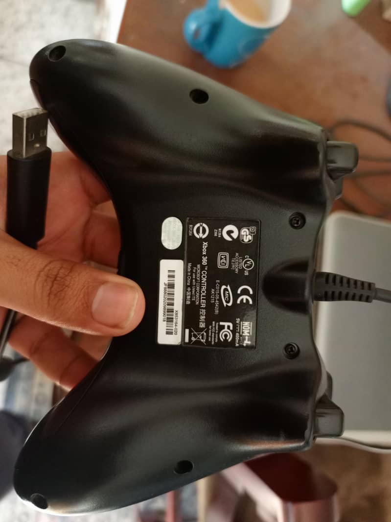 Xbox 360 original wired control 2