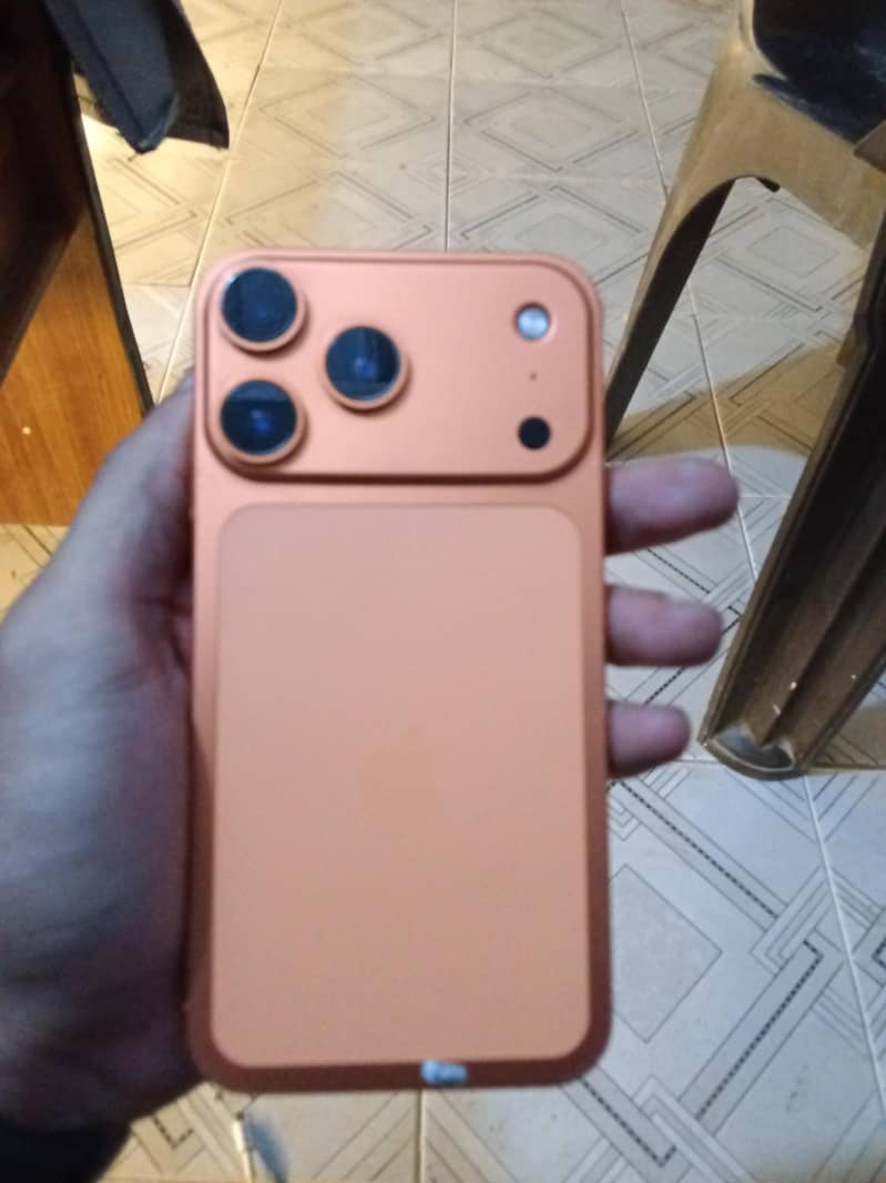 Apple iPhone XR 0