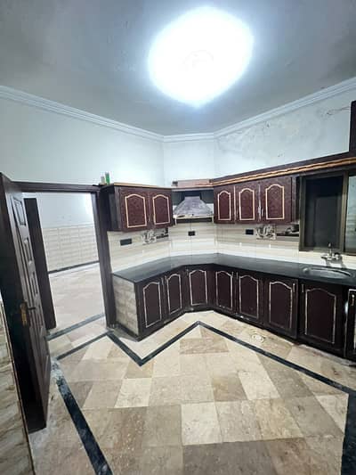 5marla ground floor house avaible for rent with boring